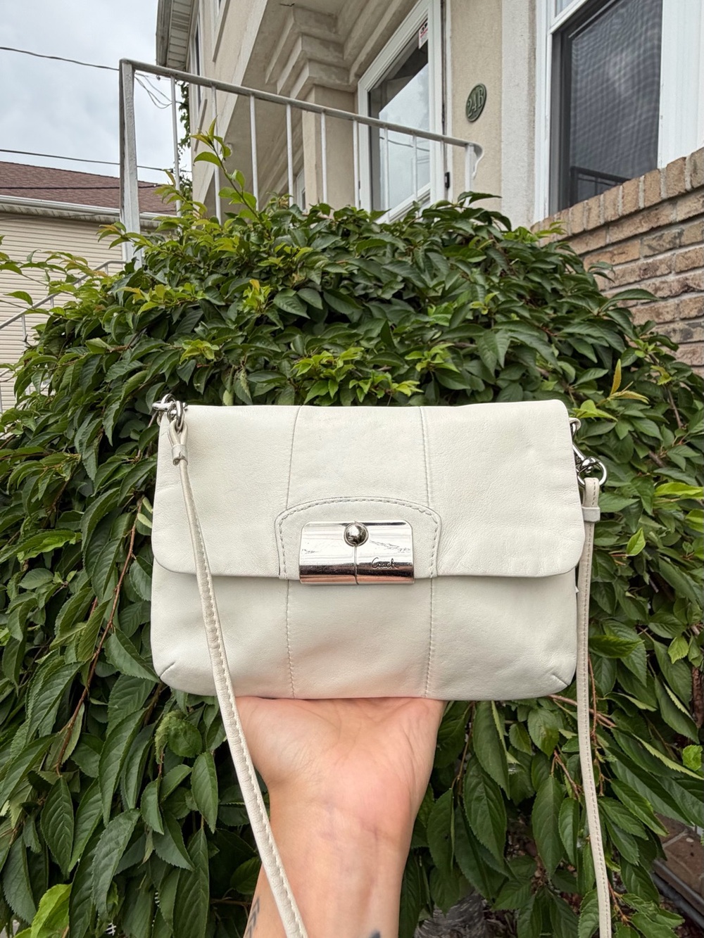 Coach White Leather Crossbody Flap Bag Y2K Style